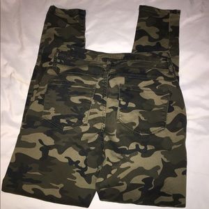 camo skinny jeans